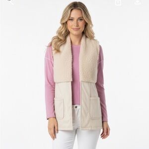 CARMIN size large tan faux fur vest